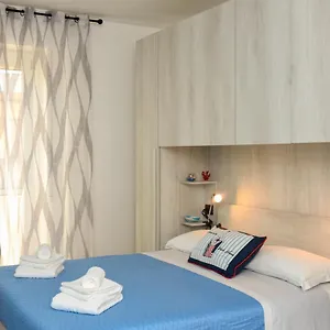 2* Couette-café Lamarina
